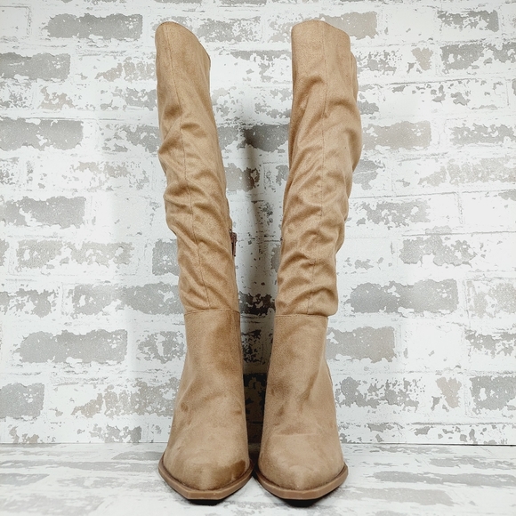 NEW Charles By Charles David In Caramelized Leather Block Heeled Boots A170 - Picture 3 of 11